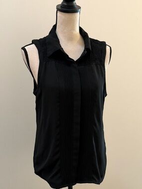Premise Studio Black Sleeveless Top Sz L